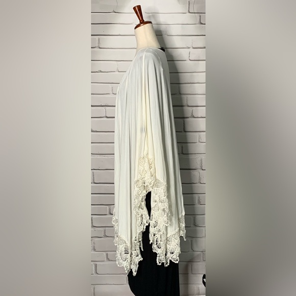 Women's POL White Washed Jersey Shawls NEW - Picture 4 of 5